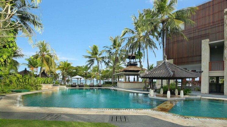 Candi Beach Resort & Spa
